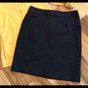 Banana Republic navy blue pencil skirt 10